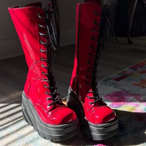 Demonia Shiny Red Lace-Up Platform Boots - Picture 3 of 4